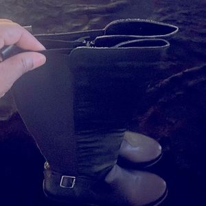 ELASTIC TALL BLACK LEATHER BOOT